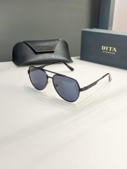 Dita Full Black