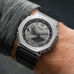 G-SHOCK GM 2100 SILVER BLACK PRIMIUM QUILTY WATCH