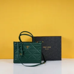 Handbag Symbol Medium Sized Tote Bag With Og Box & Dust Bag Green