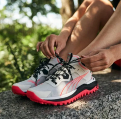 Branded Voyage Nitro Trail Running Shoes White Red Black