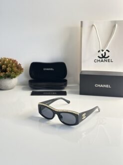 Chanel_WMNS_8316_Gold_Black