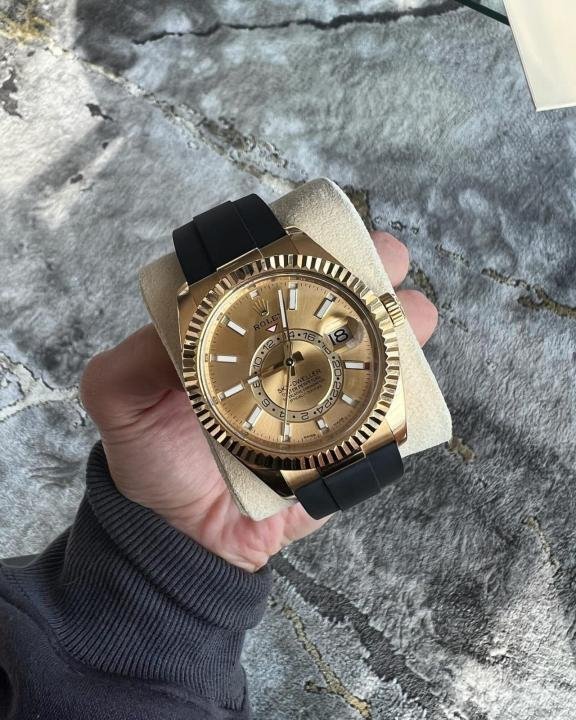 AAA Rolee_x Oyster perpetual Sky Dweller
