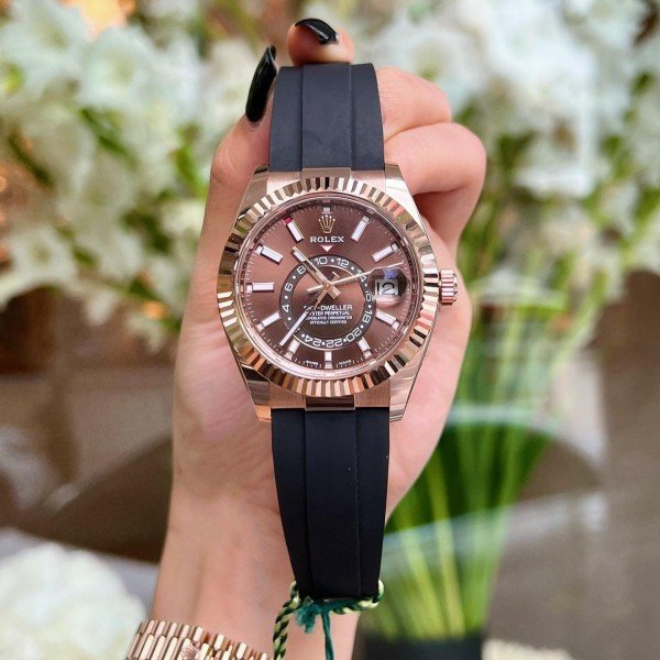 AAA Rolee_x Oyster perpetual Sky Dweller