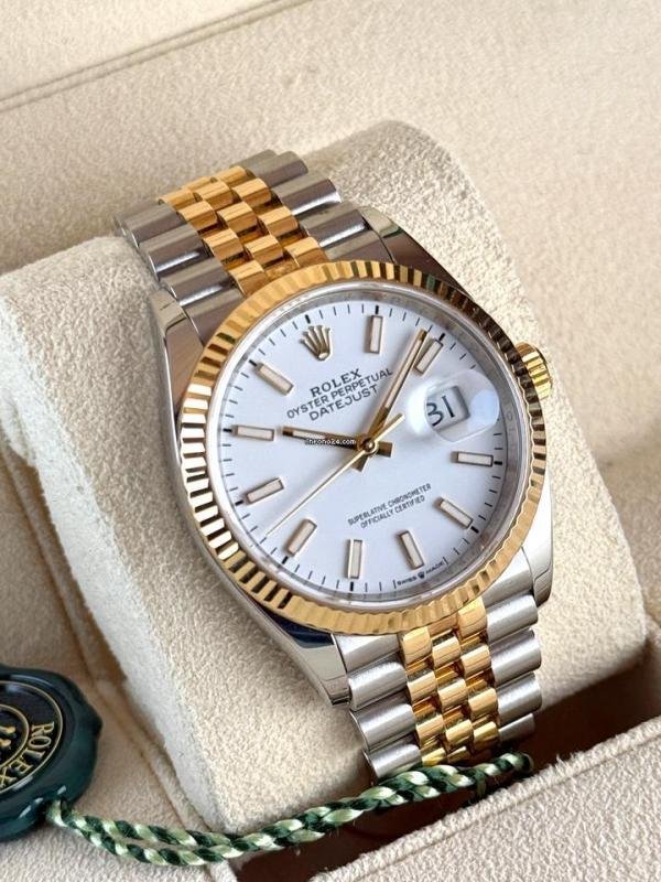AAA Role_x Oyster perpetual Date just Automatic TT Gold WHITE
