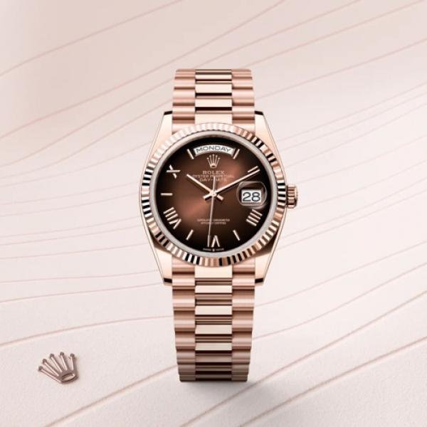 ZR ROLE_X OYSTER PERPETUAL DAY DATE  ROSE BROWN SHADED DIAL
