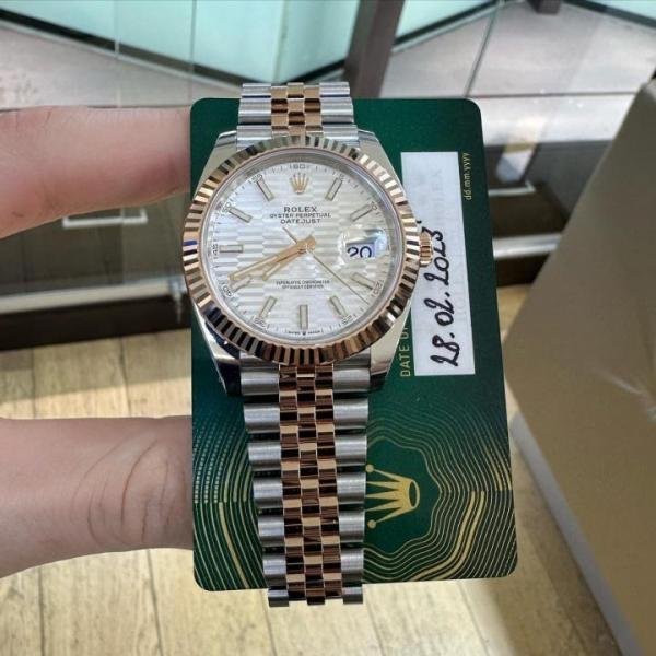 AAA Role_x Oyster perpetual Date just Automatic Copper